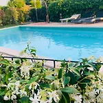 Charming Attic With Balcony & Swimming Pool Desenzano del Garda